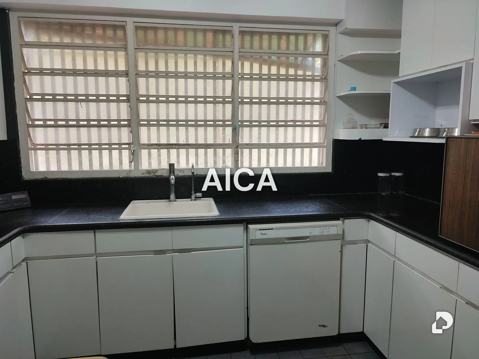 House in Colinas de Bello Monte, Caracas – 16