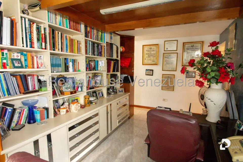 Casa en Lomas de La Lagunita, Caracas