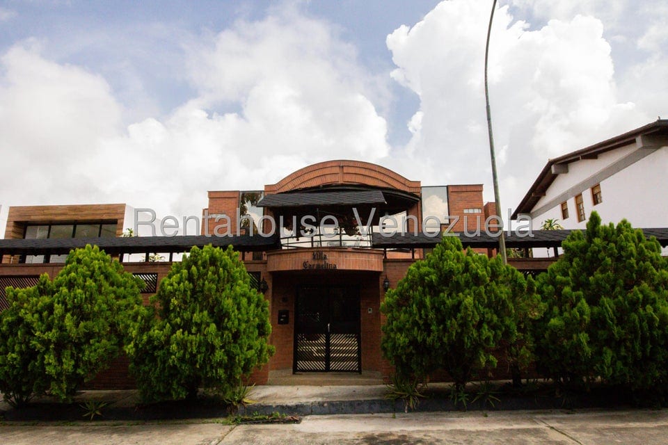 Casa en Lomas de La Lagunita, Caracas - 1