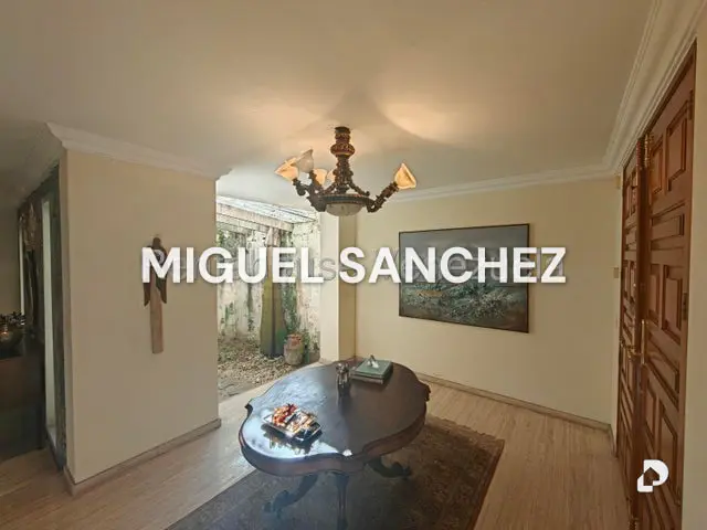 Casa en Alta Florida, Caracas – 9