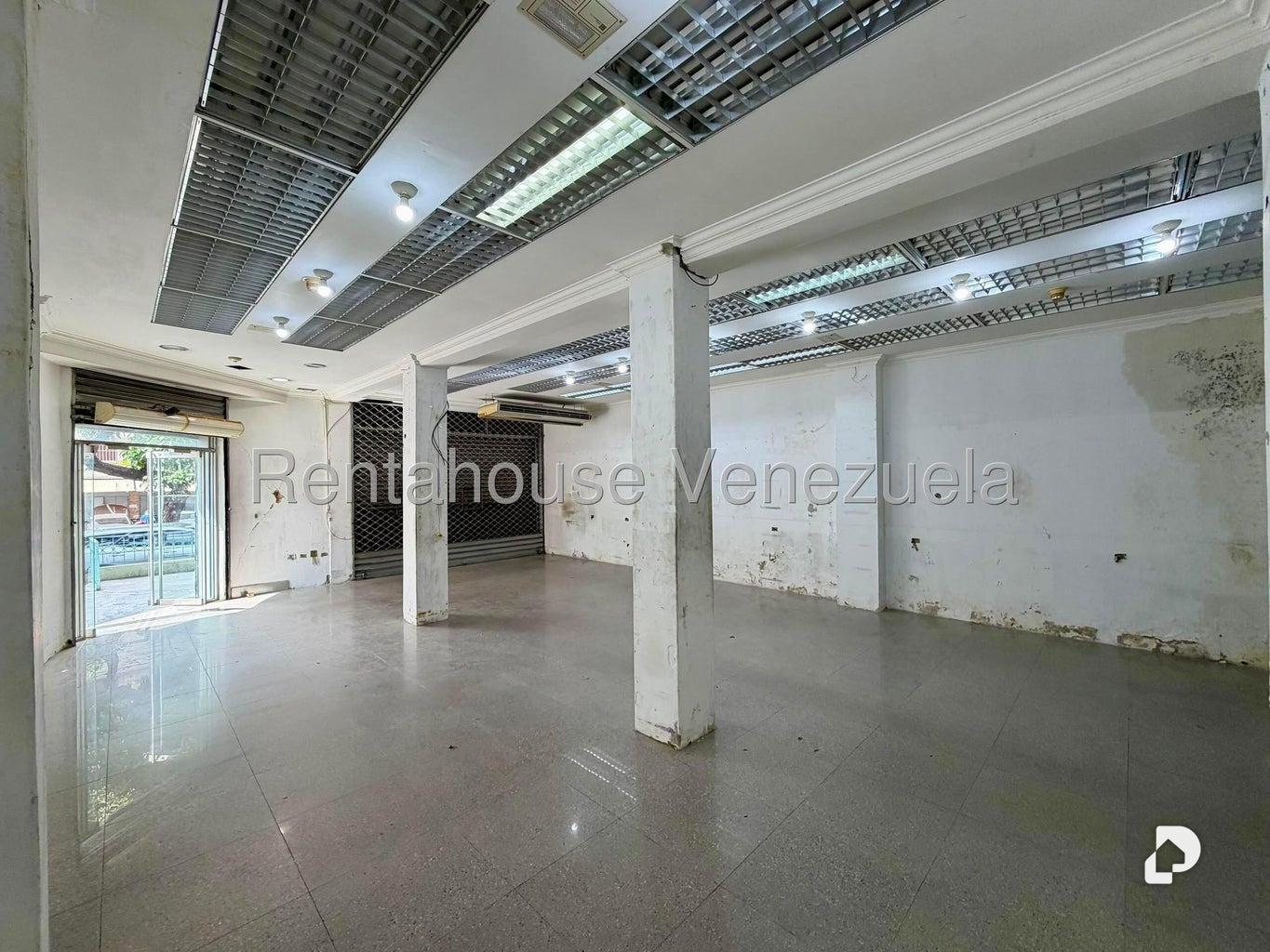 Local comercial en Los Rosales, Caracas – 4