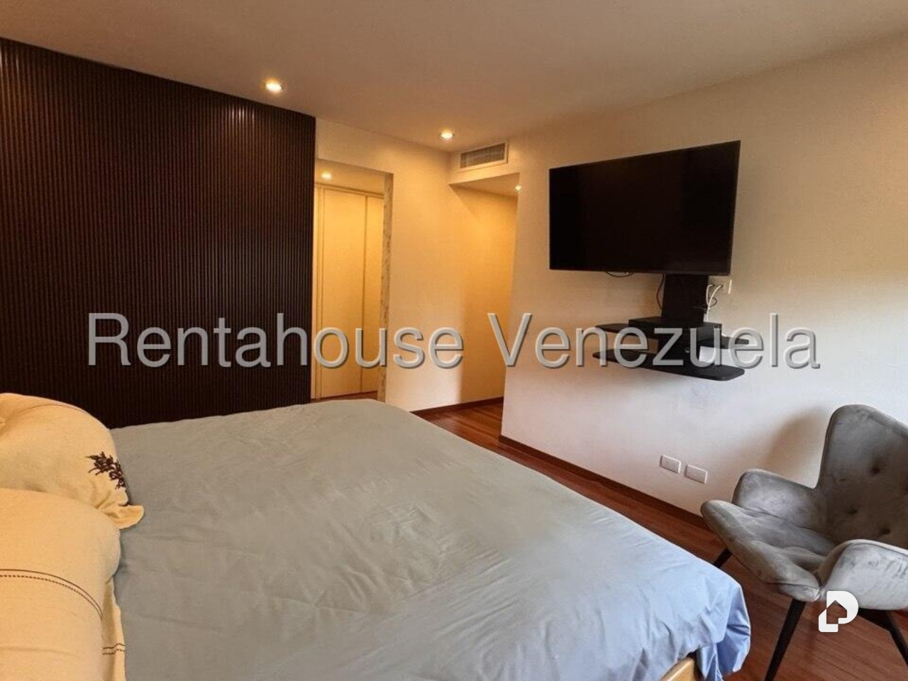 Apartamento en Campo Alegre, Caracas – 13