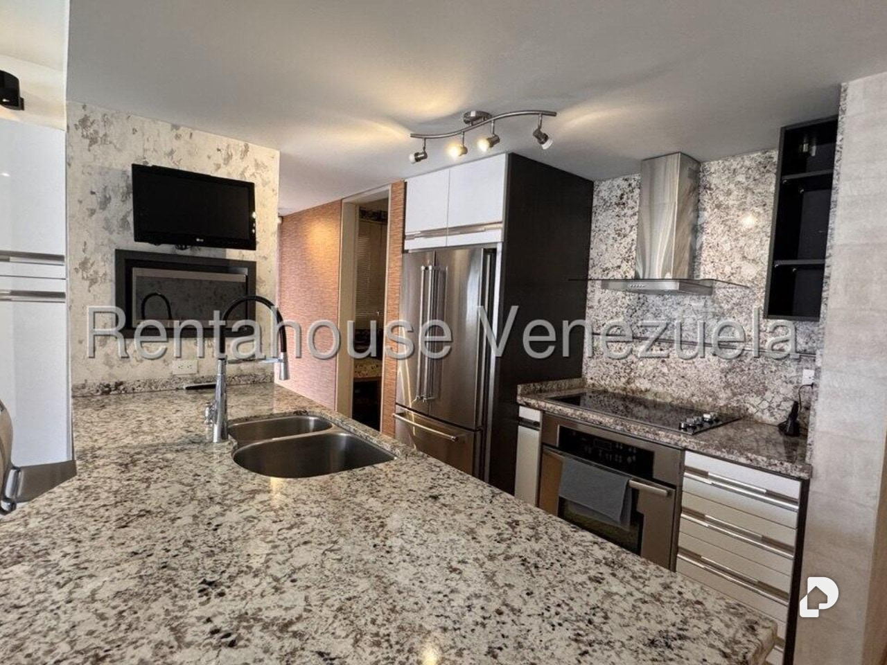 Apartamento en Campo Alegre, Caracas – 10