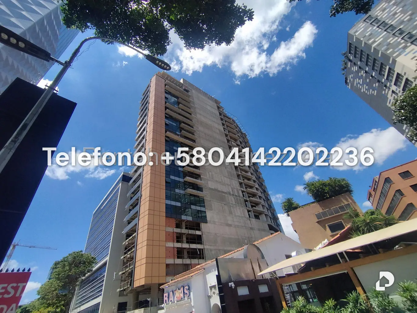 Apartamento en Las Mercedes, Caracas – 1