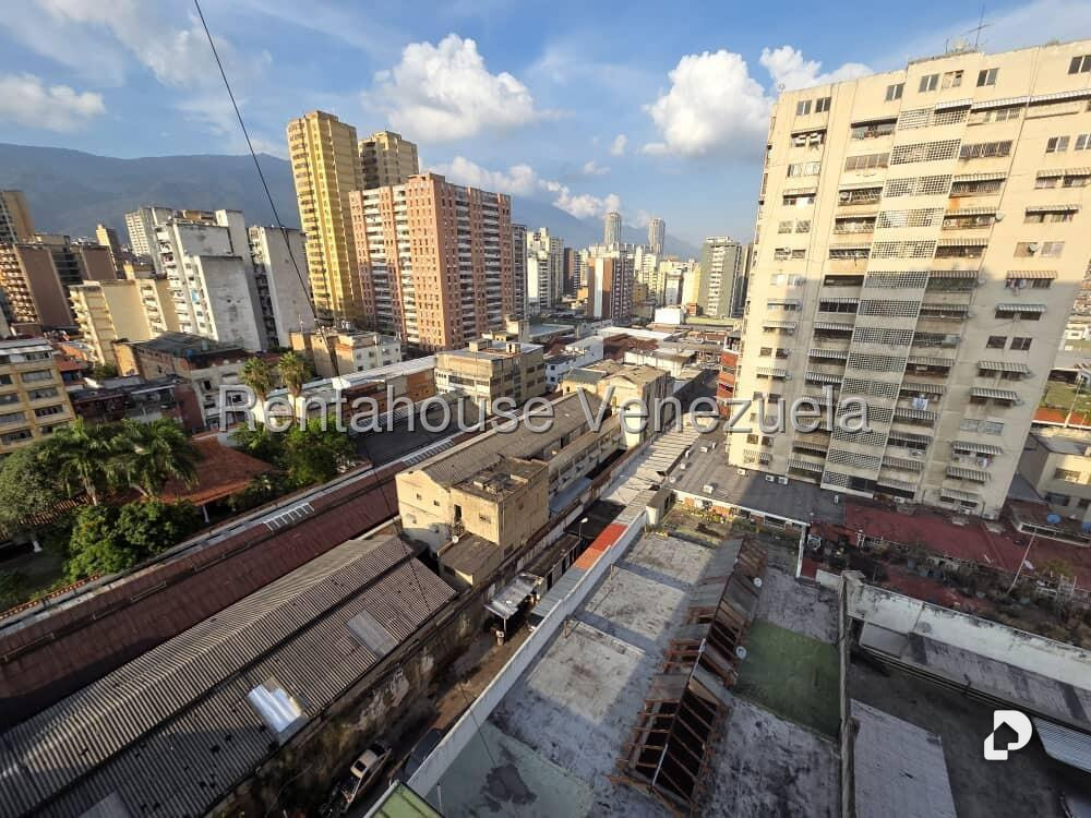 Apartamento en Parroquia Santa Teresa, Caracas – 11