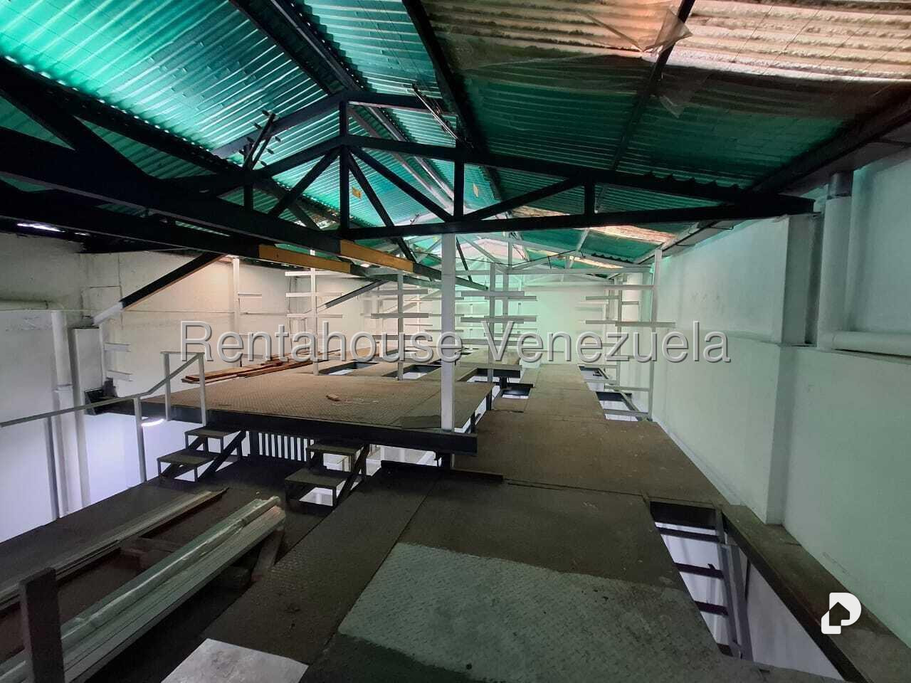 Local comercial en Cementerio, Caracas – 15