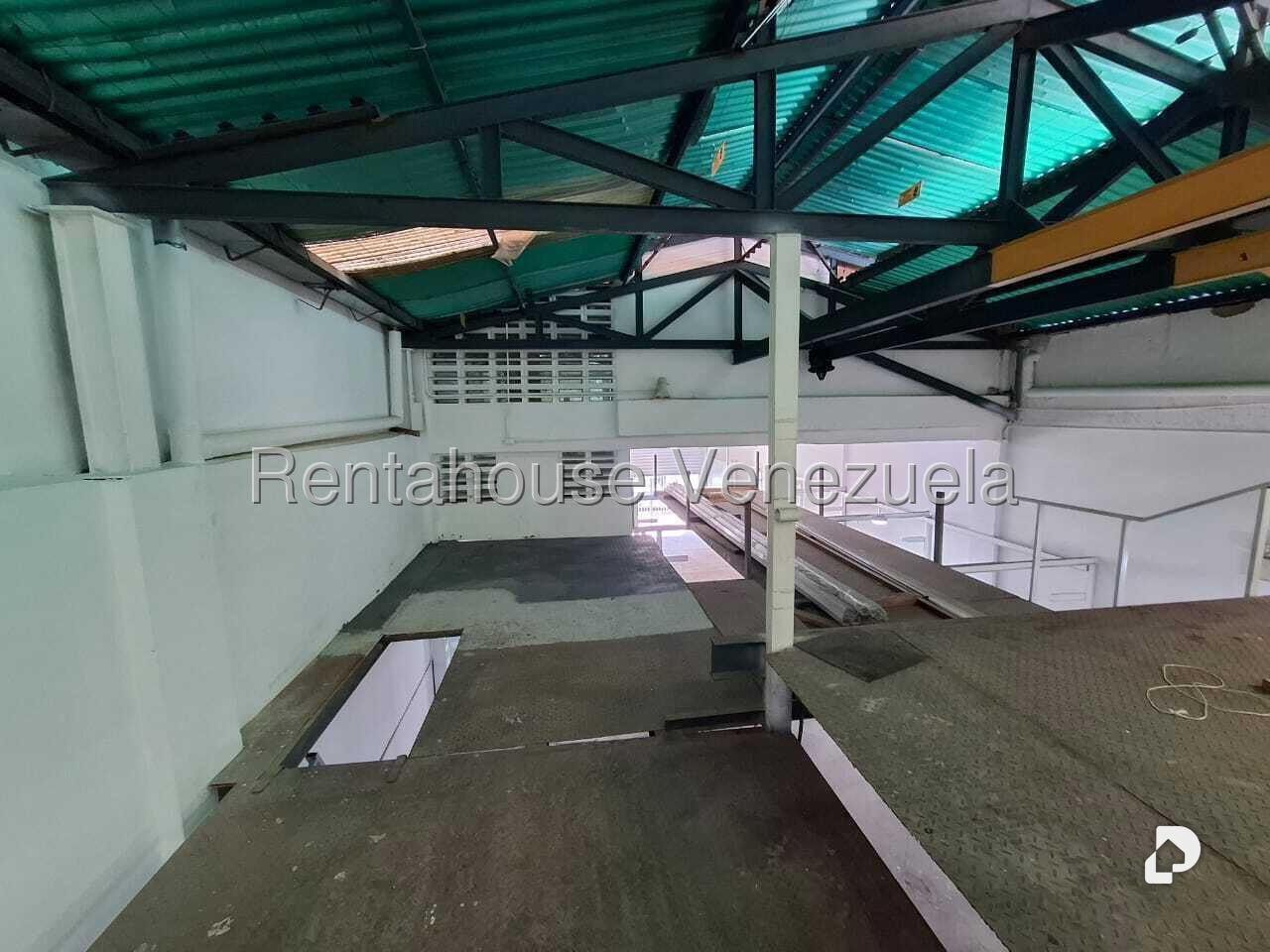 Local comercial en Cementerio, Caracas – 17