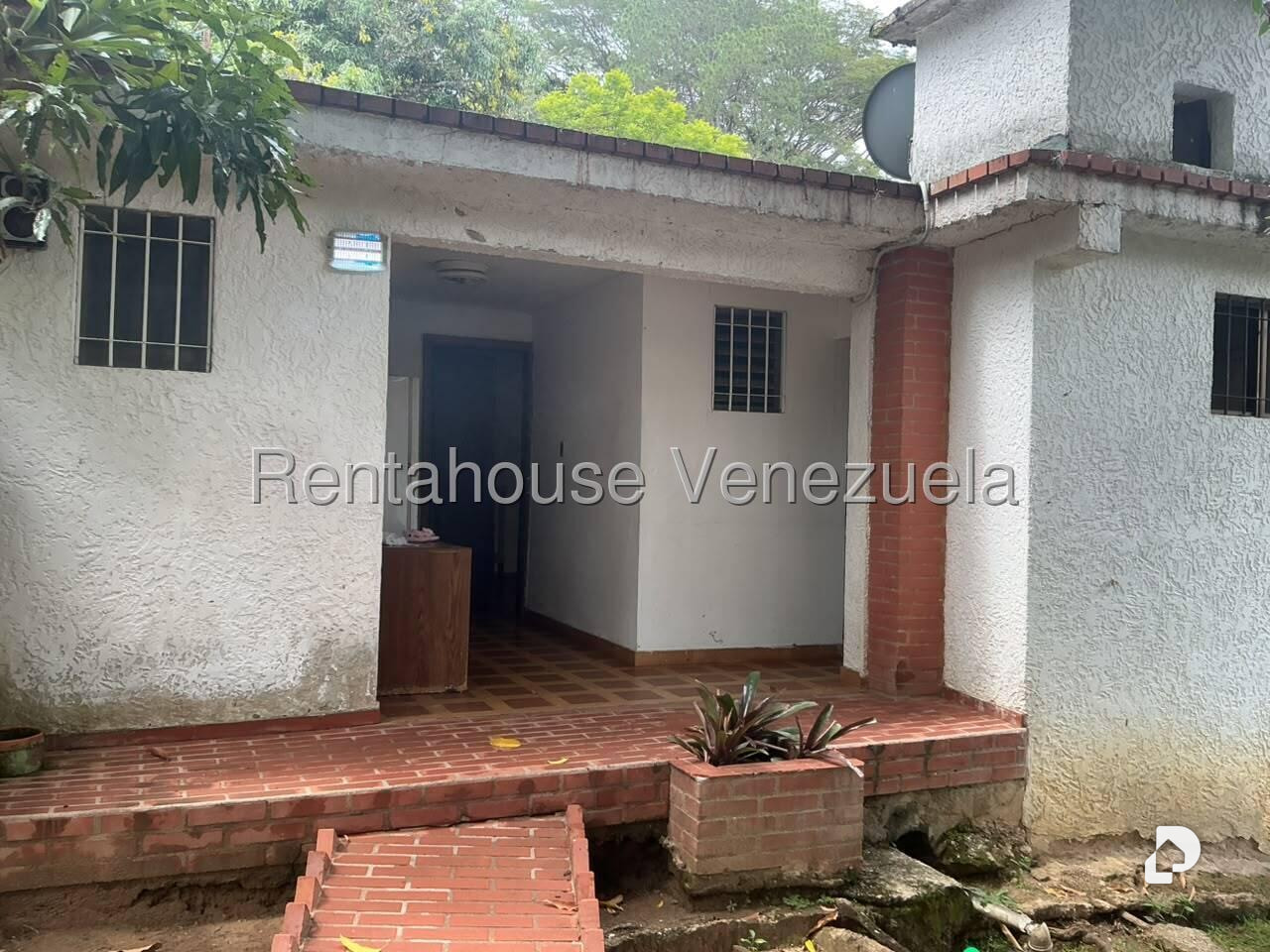 Casa en La Trinidad, Caracas – 29
