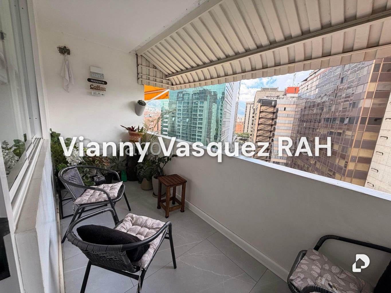 Apartamento en Campo Alegre, Caracas – 8
