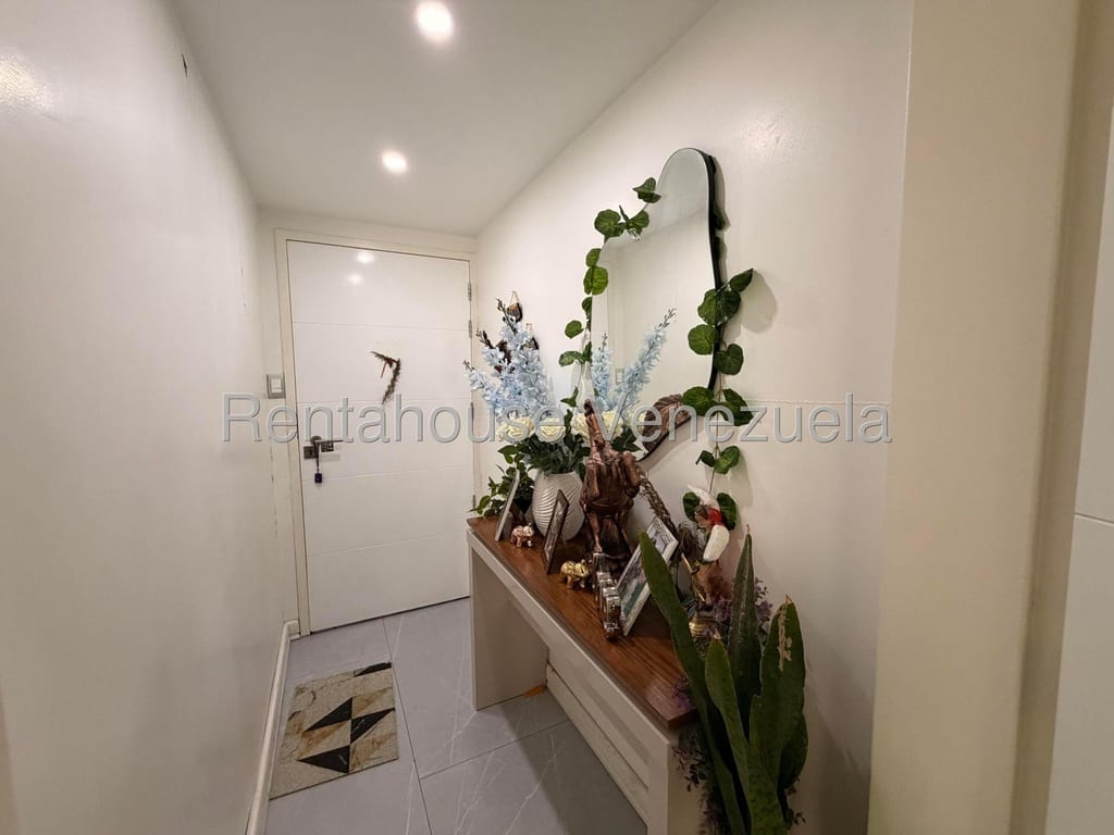 Apartamento en Campo Alegre, Caracas - 1