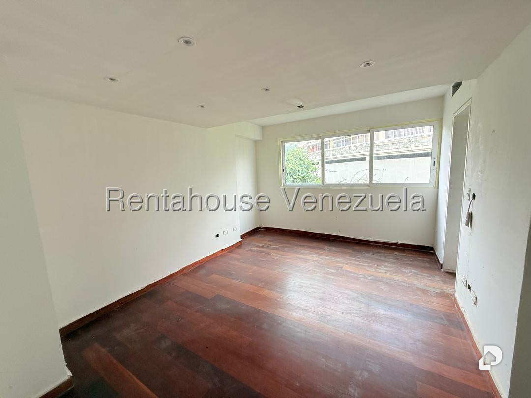 Apartamento en Las Mercedes, Caracas – 14