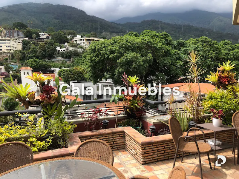 Penthouse in La Florida, Caracas – 1