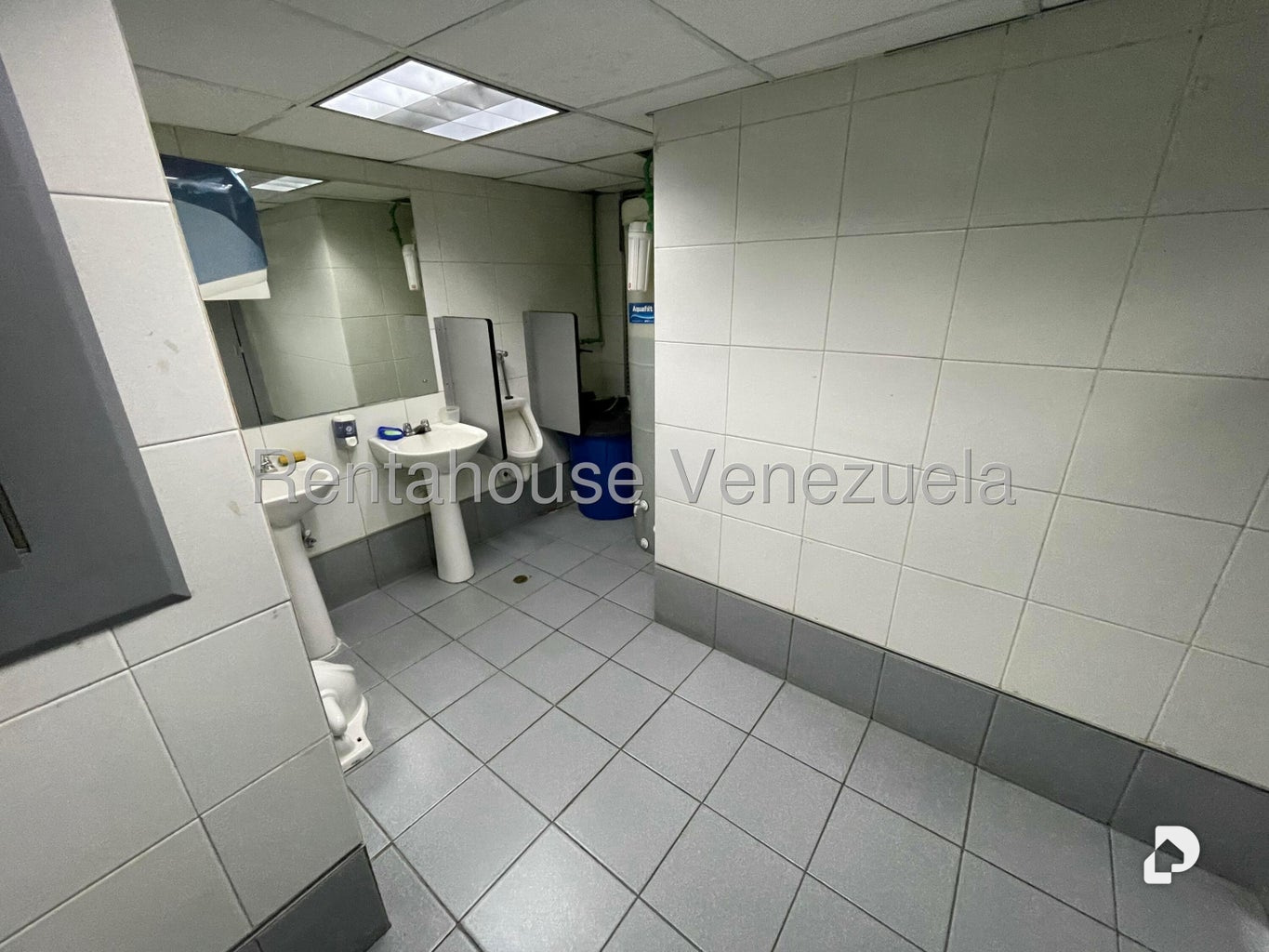 Oficina en Parroquia Catedral, Caracas – 19