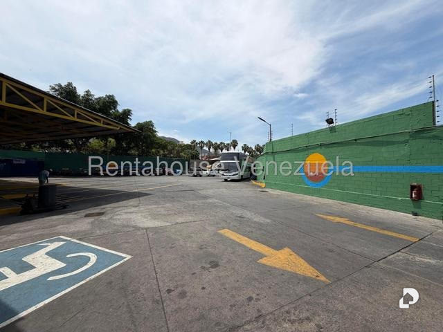 Land in San Martín, Caracas – 6