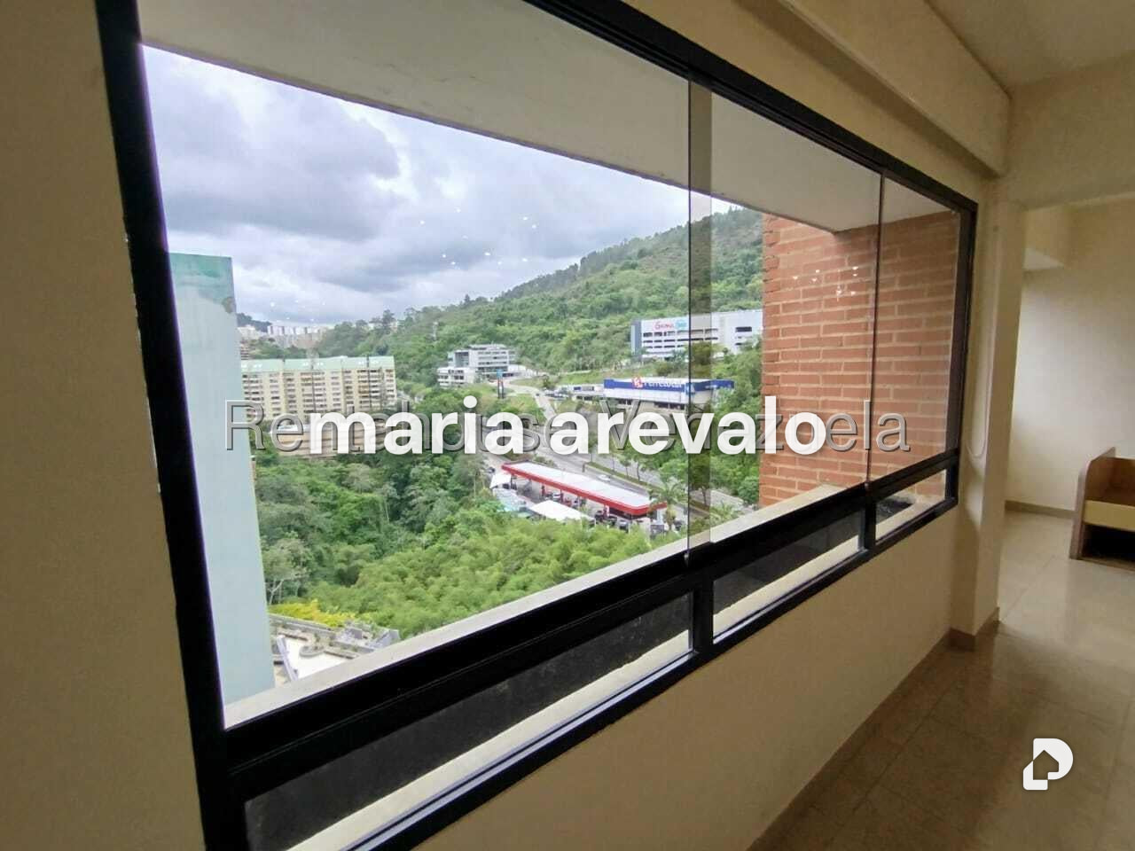 Apartamento en Las Esmeraldas, Caracas – 12