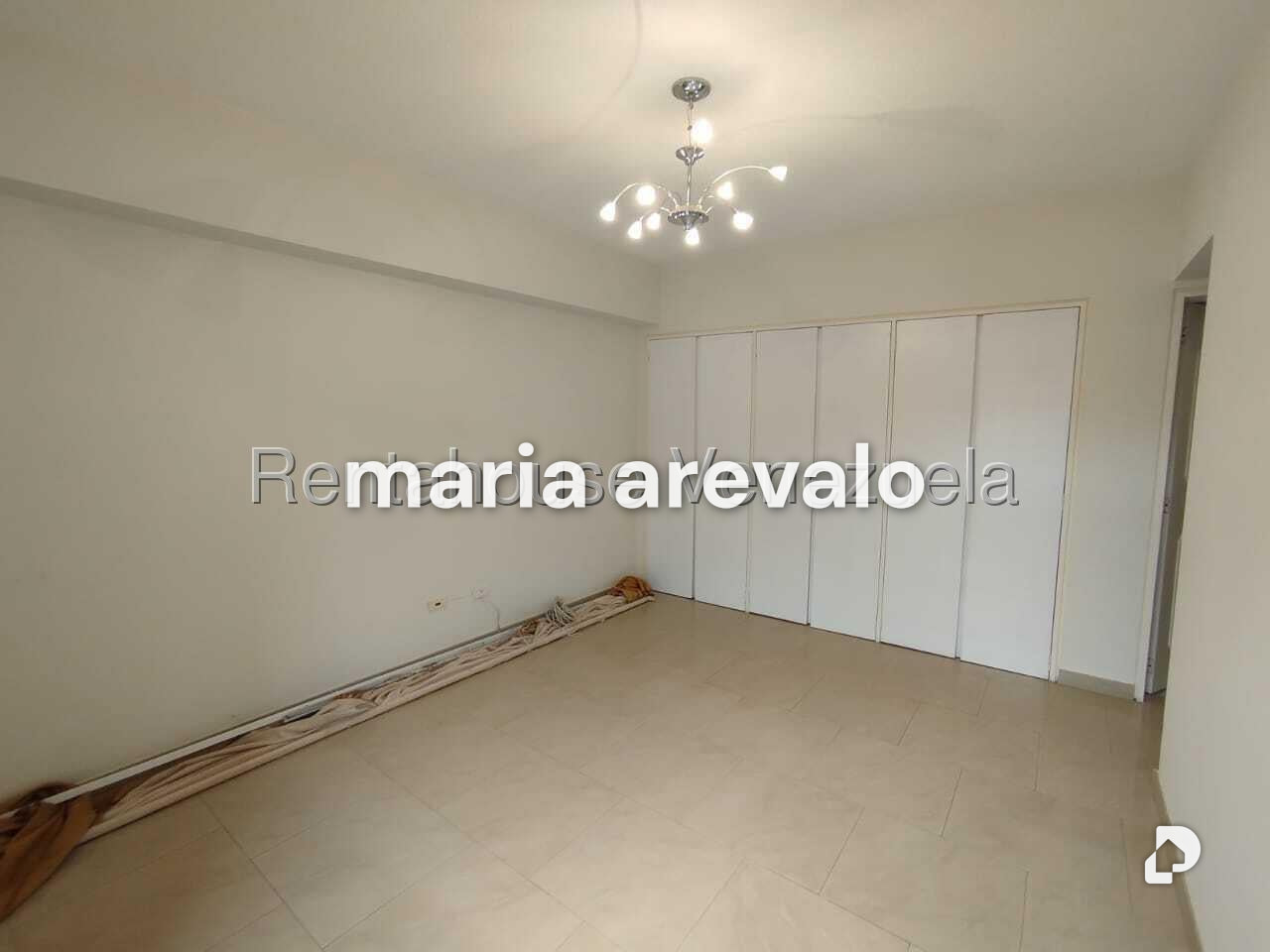 Apartamento en Las Esmeraldas, Caracas – 20