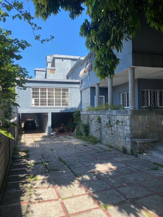 Casa en Altamira, Caracas - 1