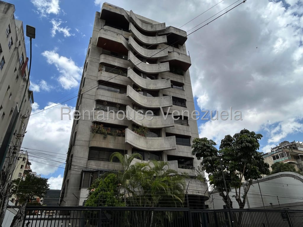 Apartamento en Los Palos Grandes, Caracas - 1