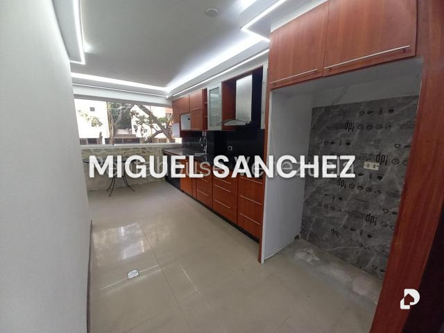 Apartment in Colinas de La California, Caracas – 12