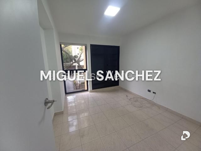 Apartment in Colinas de La California, Caracas – 20