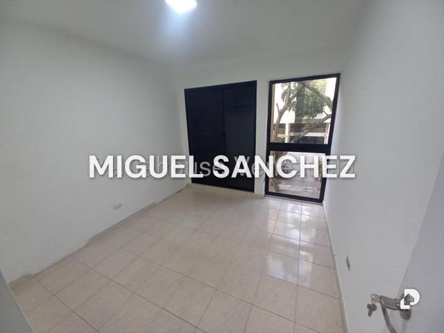 Apartment in Colinas de La California, Caracas – 18