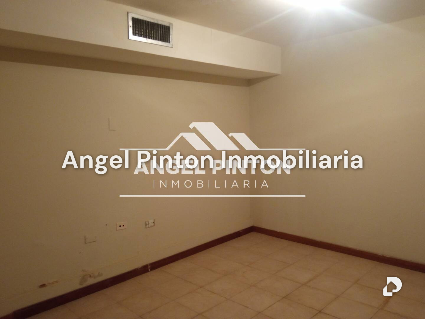 Local comercial en Tierra Negra, Maracaibo – 4
