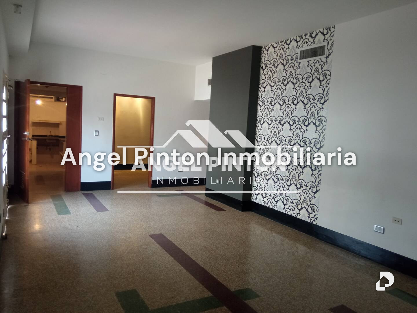 Local comercial en Tierra Negra, Maracaibo – 1