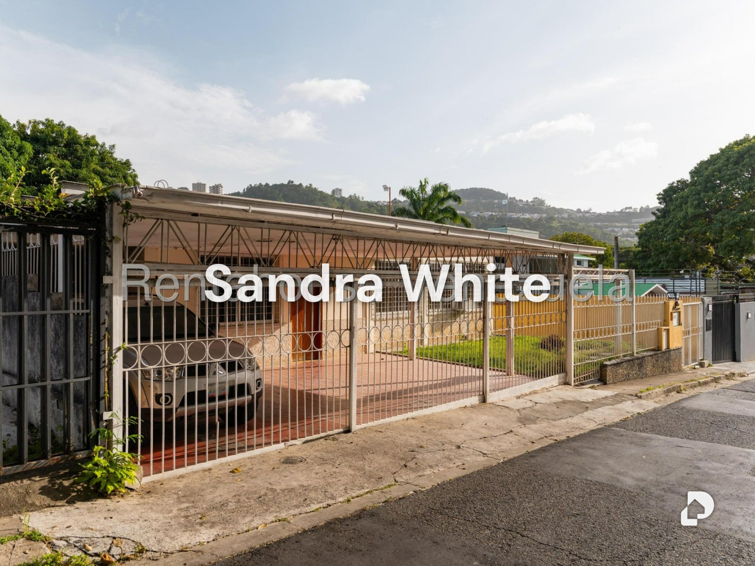 Casa en Prados del Este, Caracas – 27