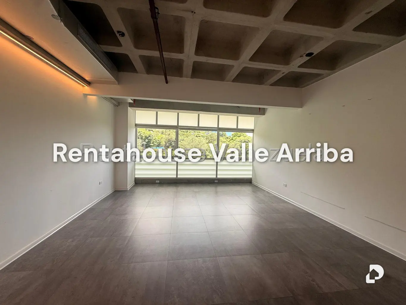 Local comercial en La Lagunita Country Club, Caracas – 8
