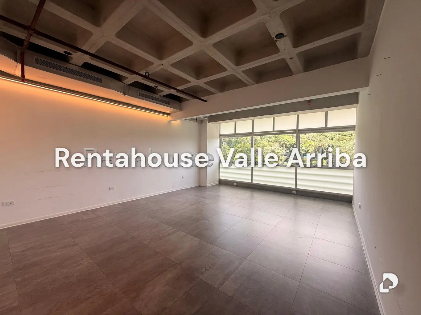 Local comercial en La Lagunita Country Club, Caracas – 7