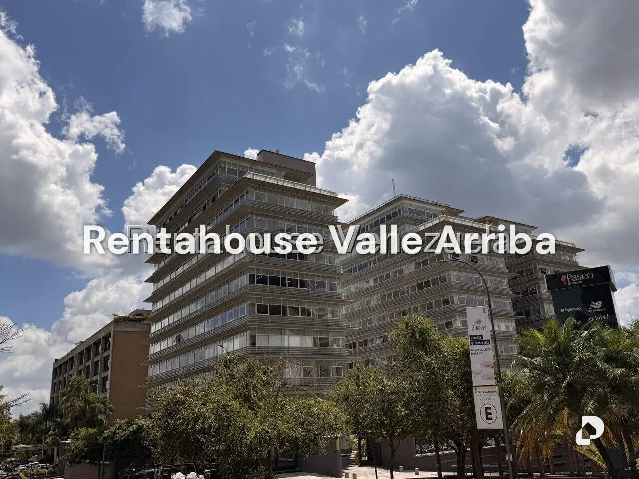 Local comercial en La Lagunita Country Club, Caracas – 1