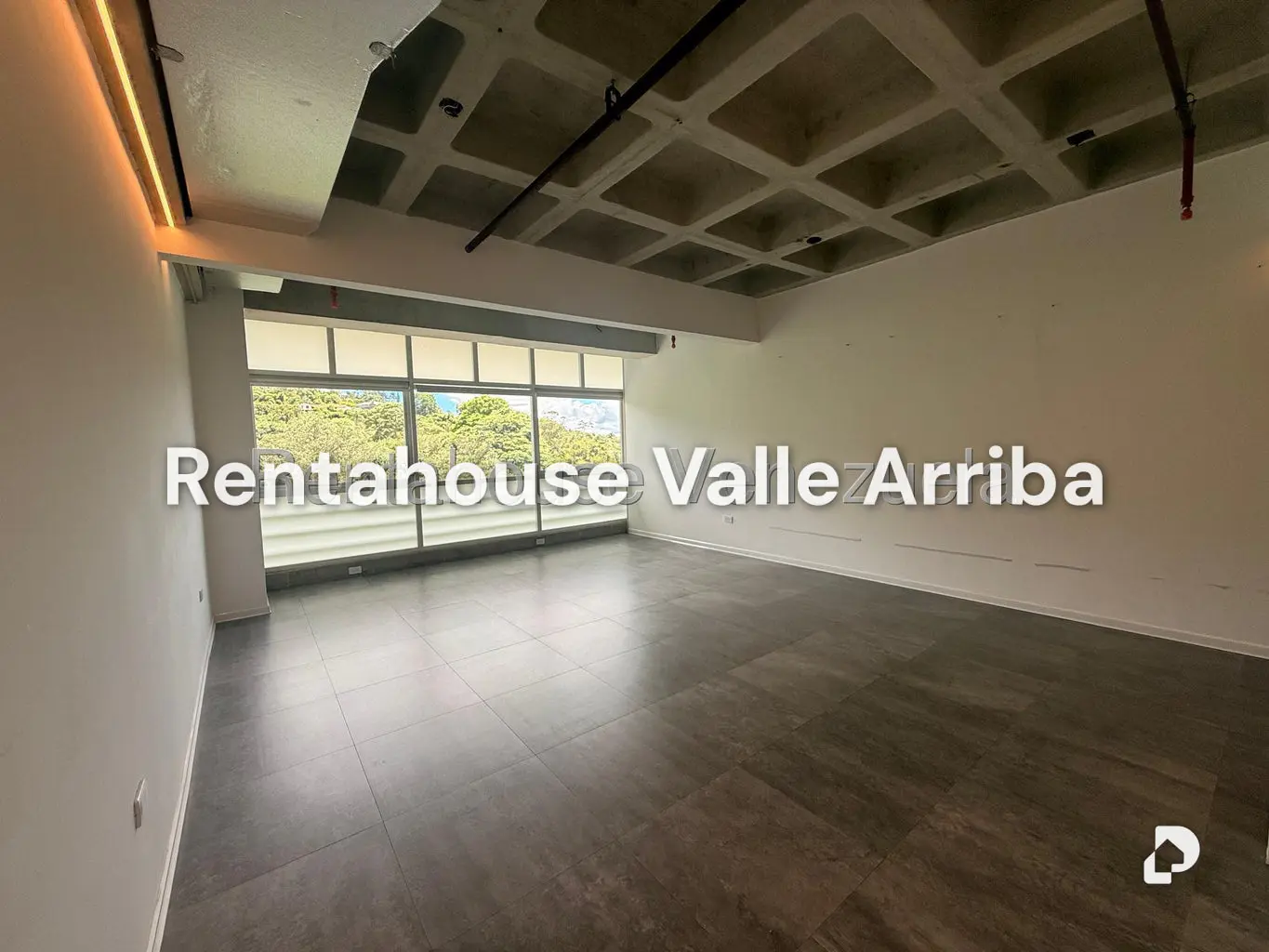 Local comercial en La Lagunita Country Club, Caracas – 9