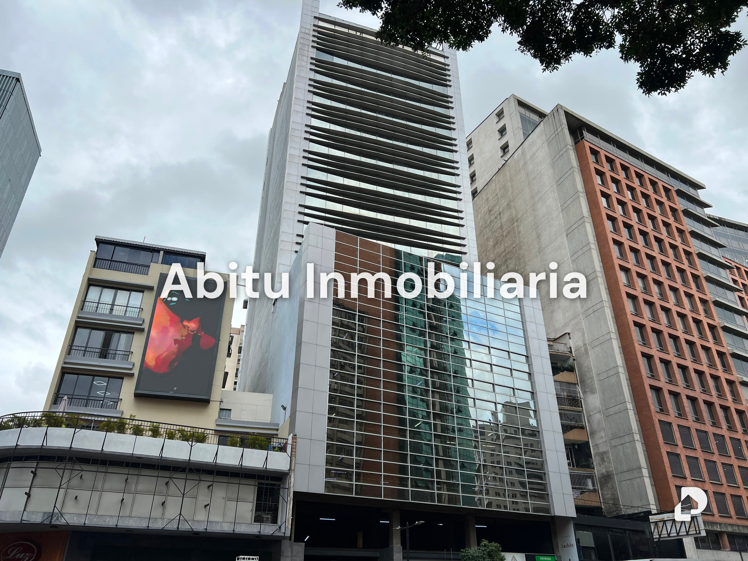 Edificio en Chacao, Caracas – 1