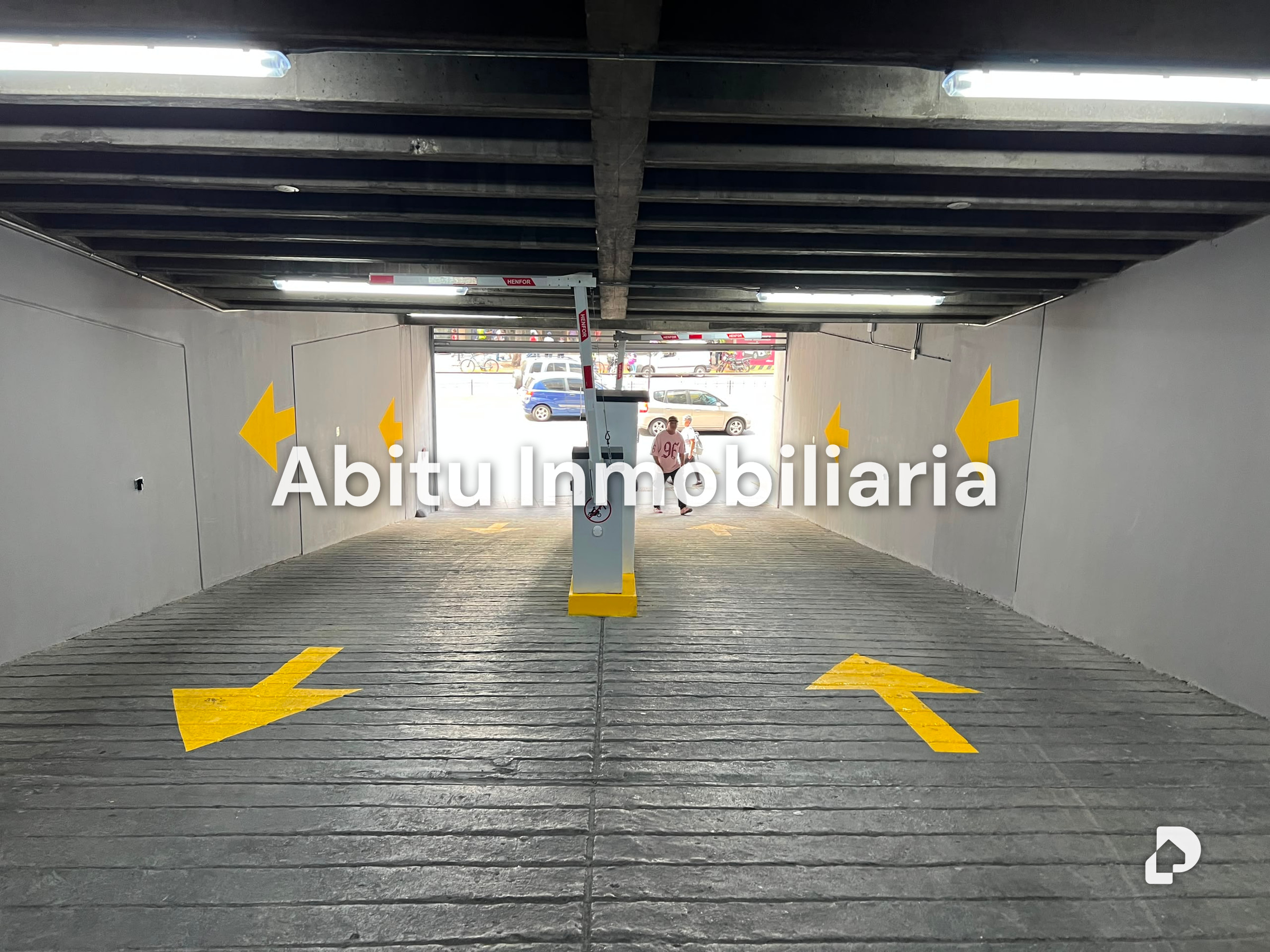 Edificio en Chacao, Caracas – 46