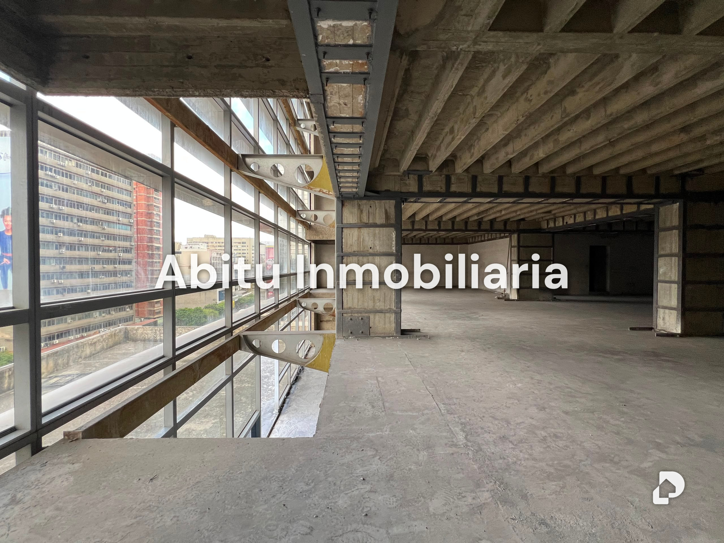 Edificio en Chacao, Caracas – 17