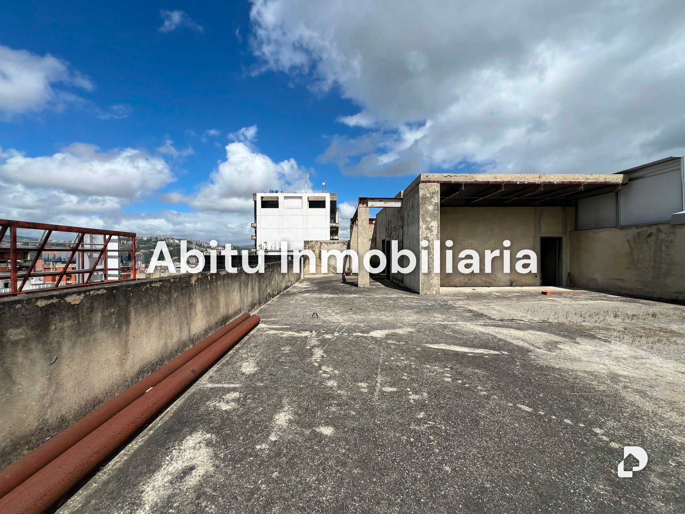 Edificio en Chacao, Caracas – 12