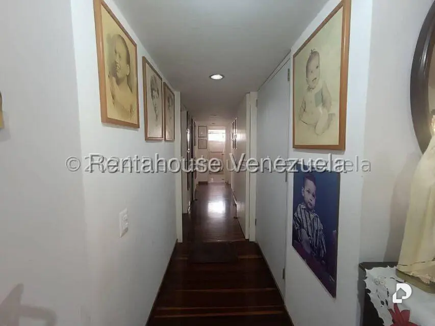 Apartamento en Santa Eduvigis, Caracas – 21