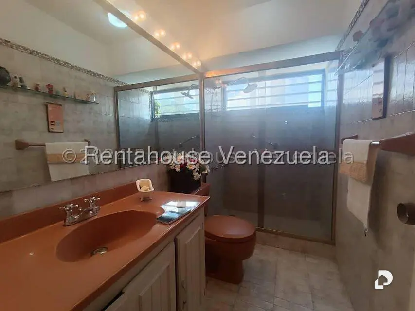 Apartamento en Santa Eduvigis, Caracas – 28