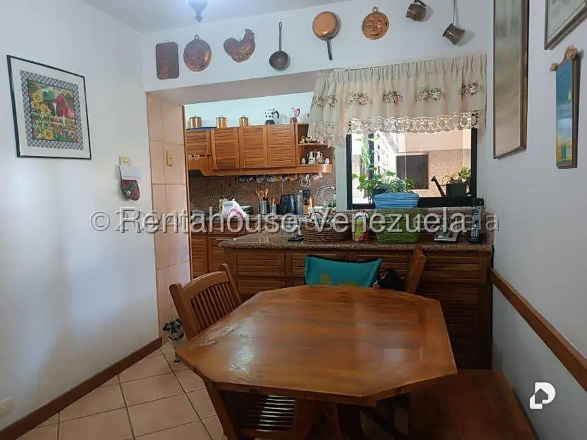 Apartamento en Santa Eduvigis, Caracas – 18