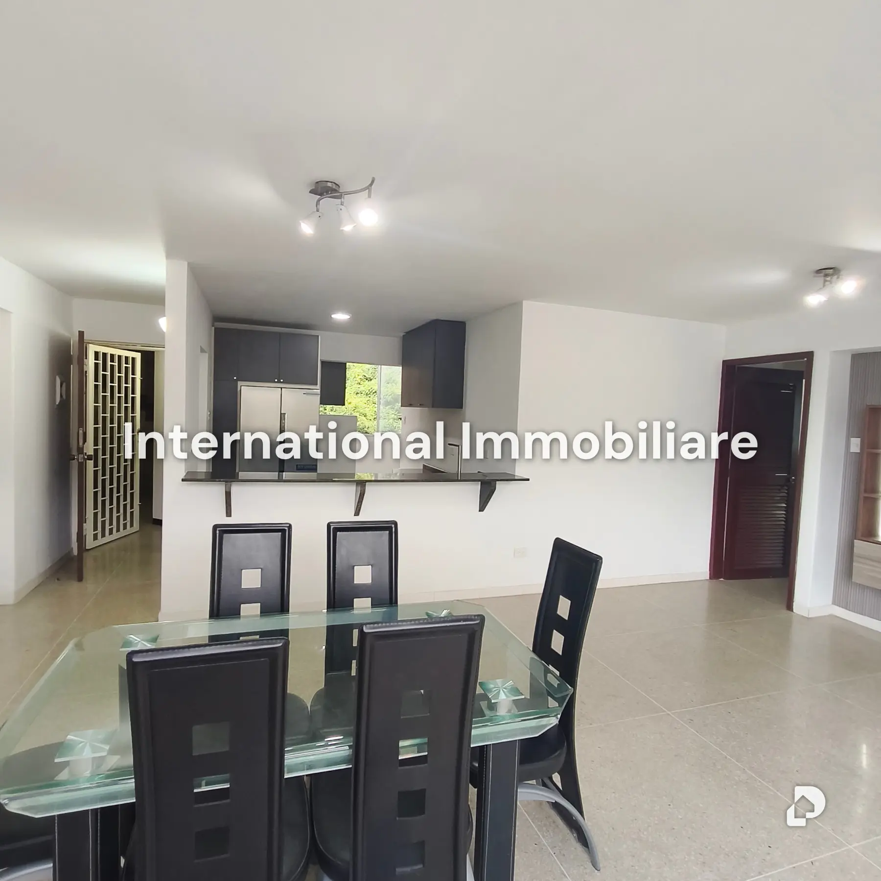 Apartamento en Chuao, Caracas – 11