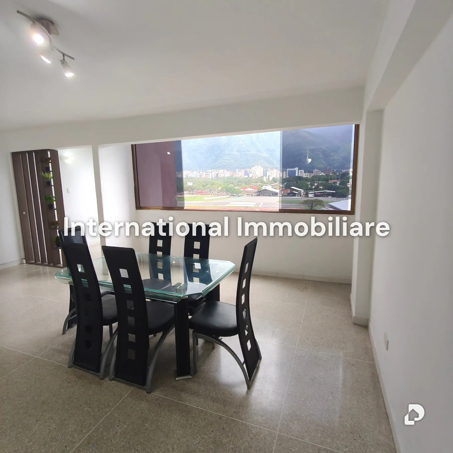 Apartamento en Chuao, Caracas – 2