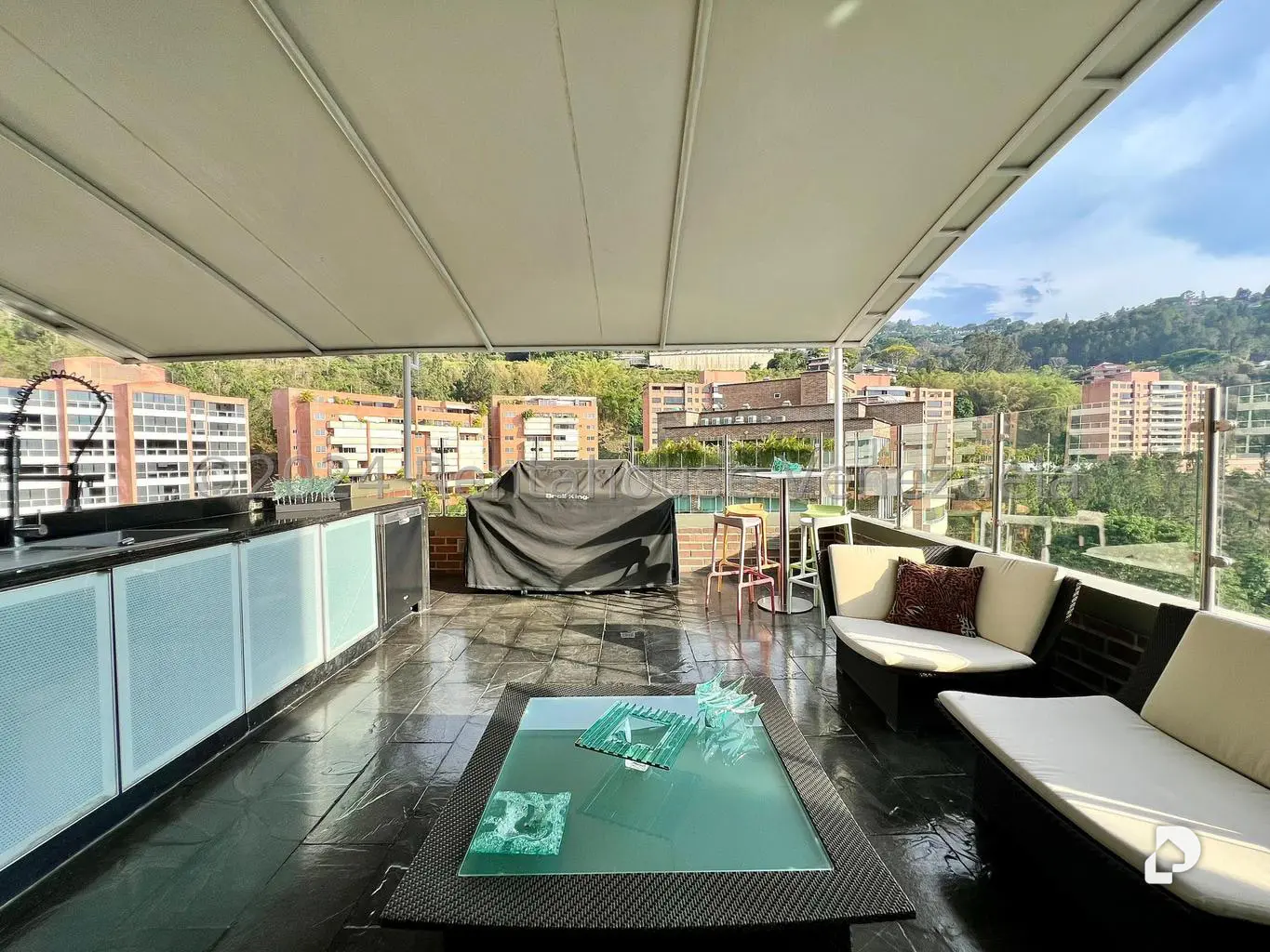 Apartamento en El Solar del Hatillo, Caracas – 15