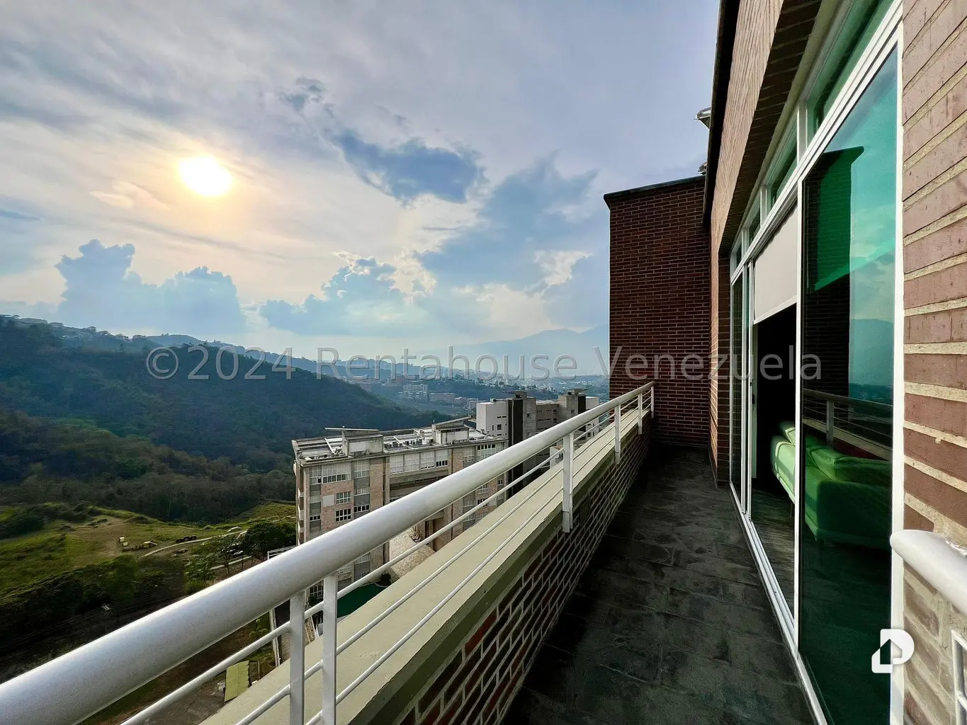 Apartamento en El Solar del Hatillo, Caracas – 3