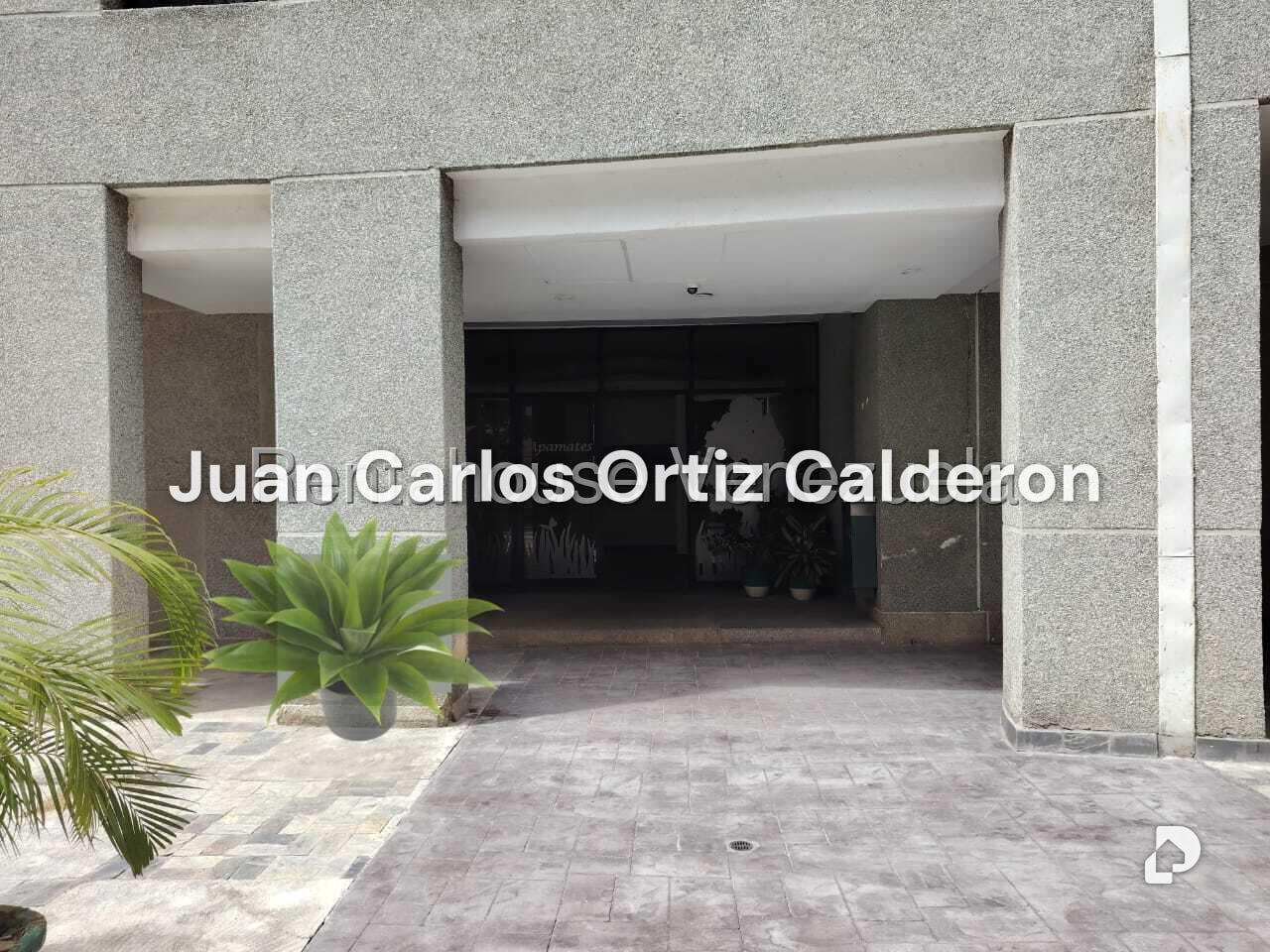 Apartamento en La Florida, Caracas – 28