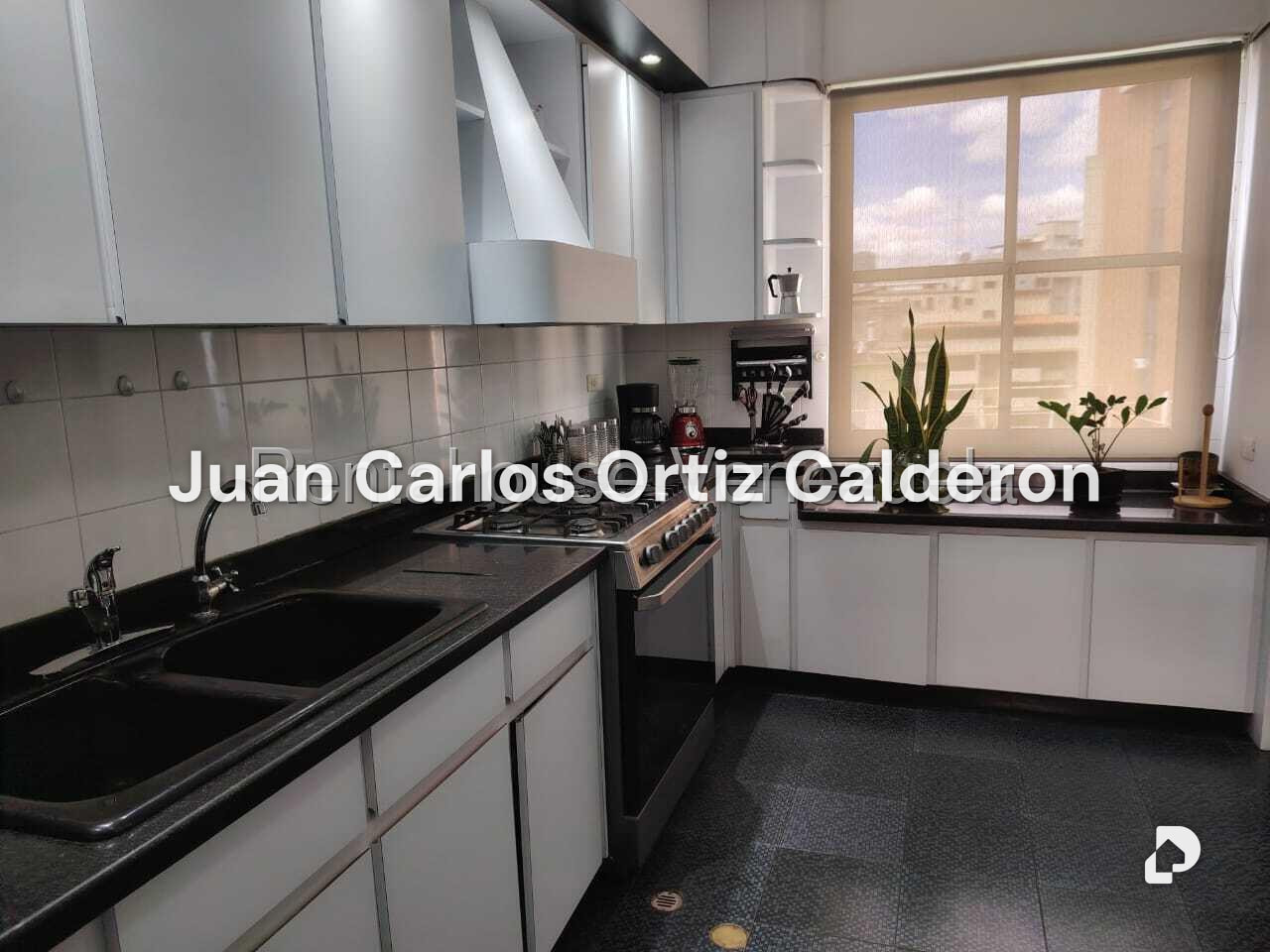 Apartamento en La Florida, Caracas – 9
