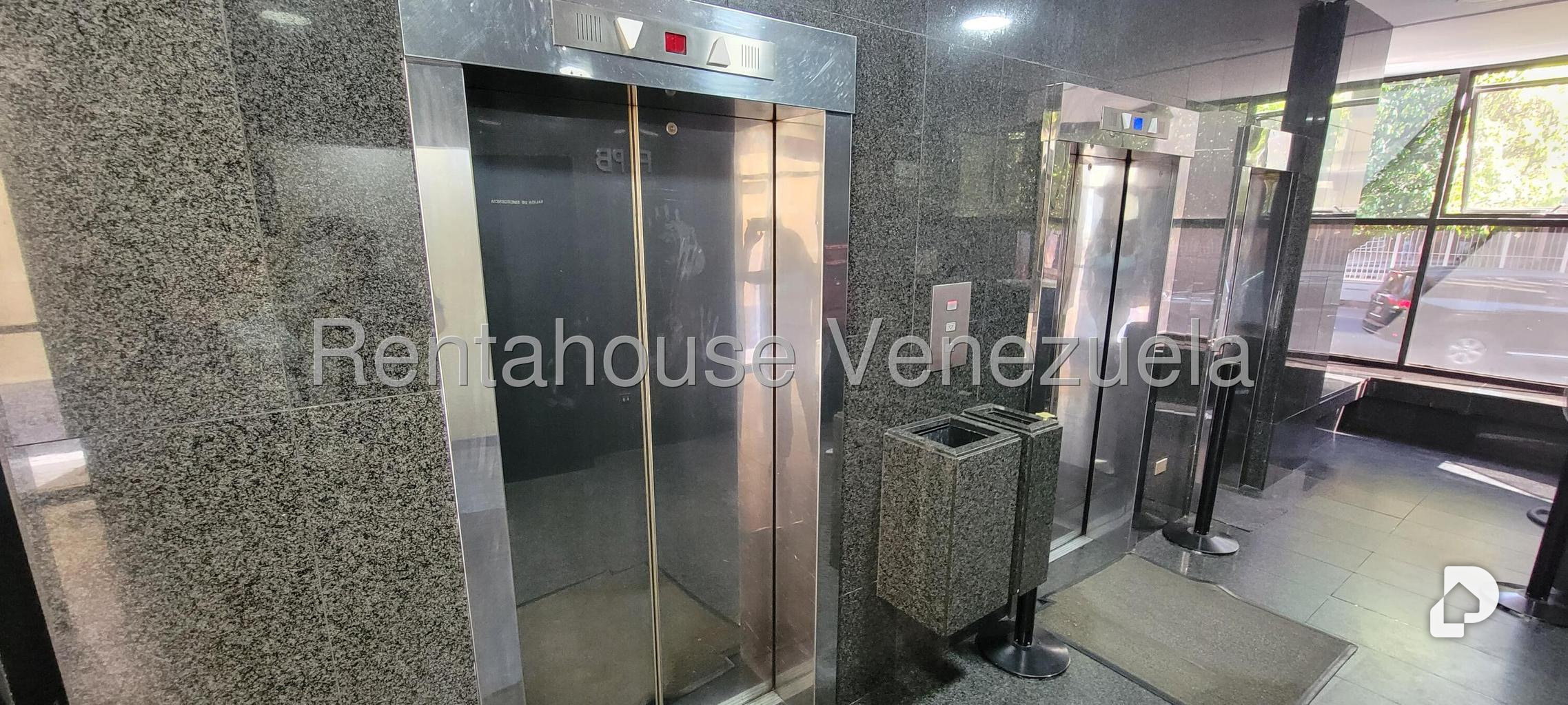Oficina en El Rosal, Caracas