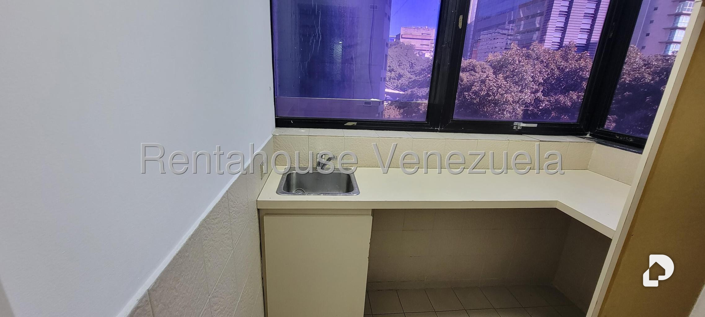 Oficina en El Rosal, Caracas
