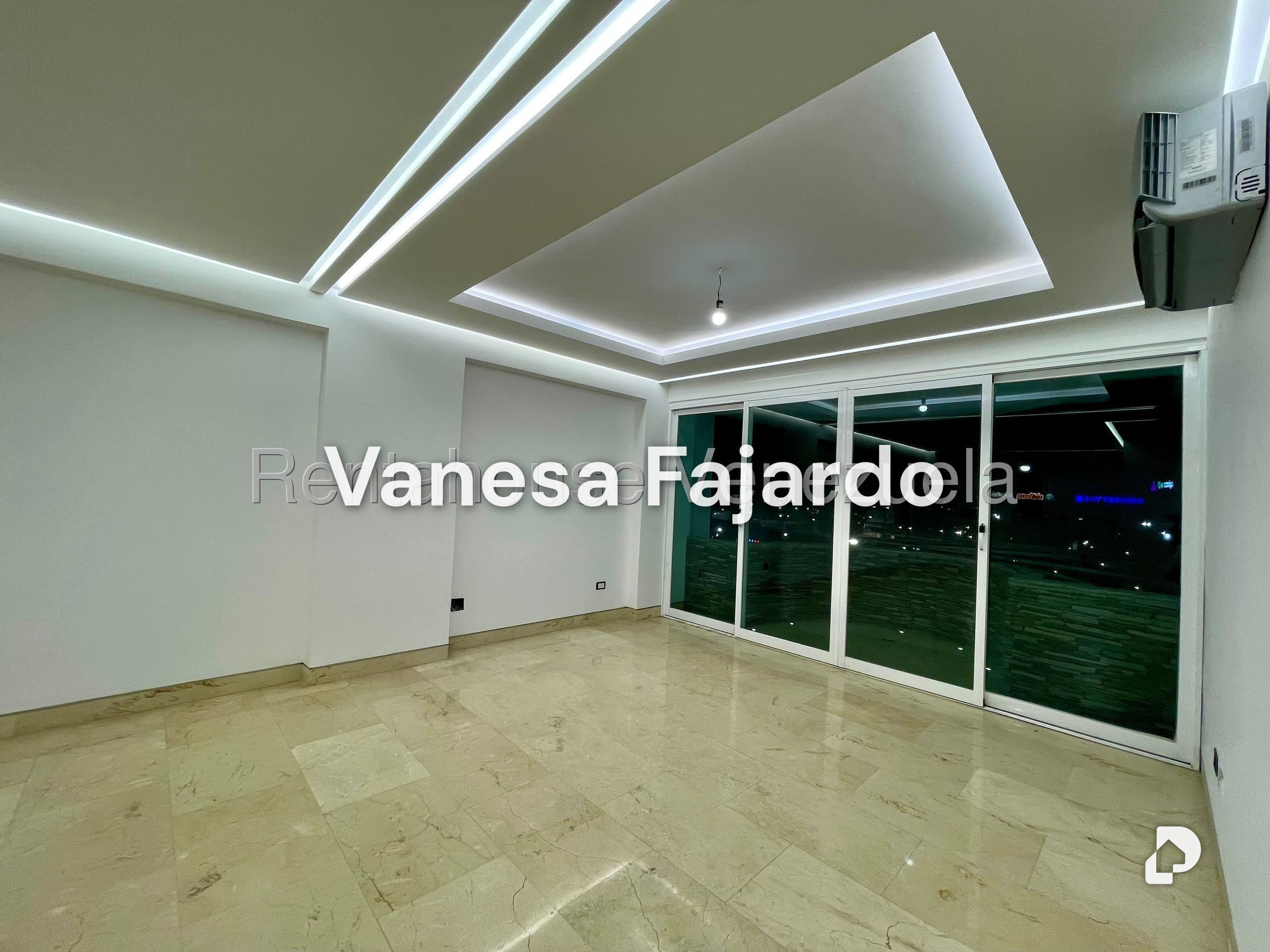 Apartamento en El Rosal, Caracas – 12