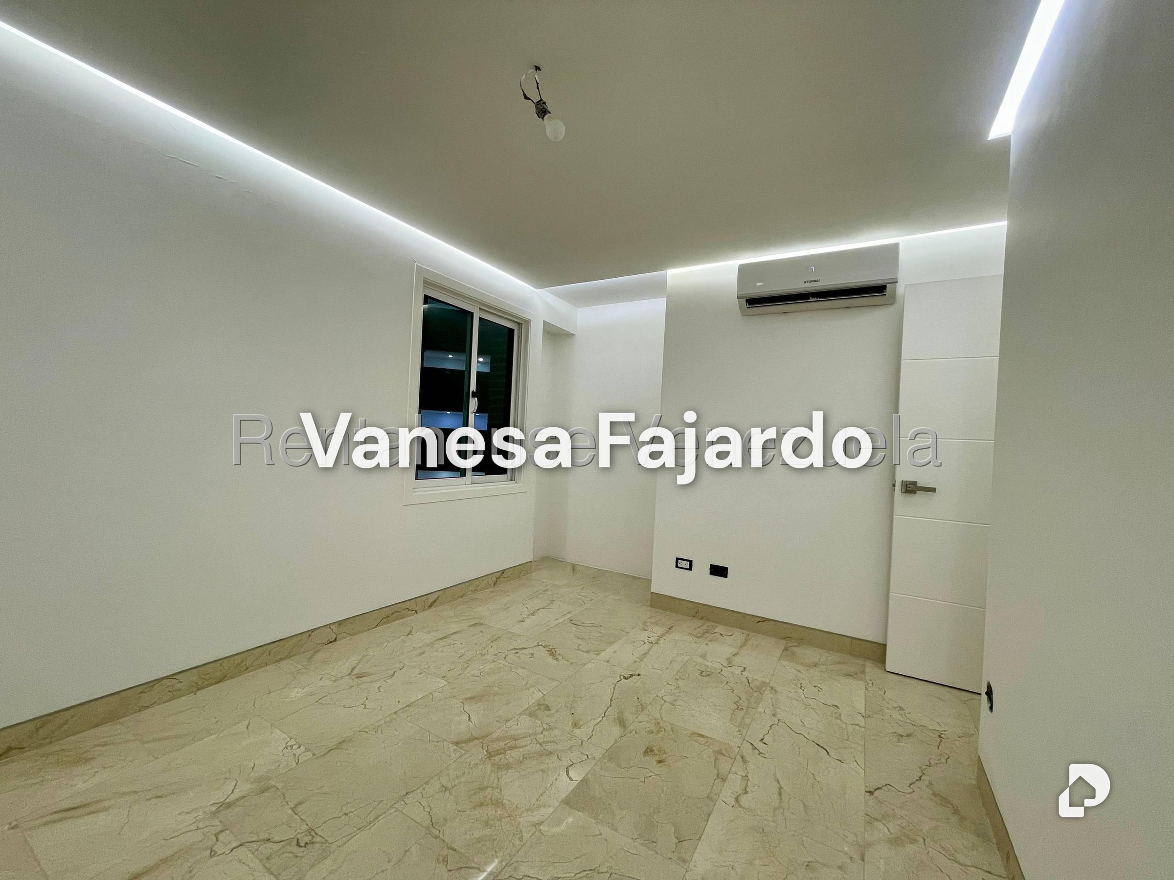 Apartamento en El Rosal, Caracas – 27