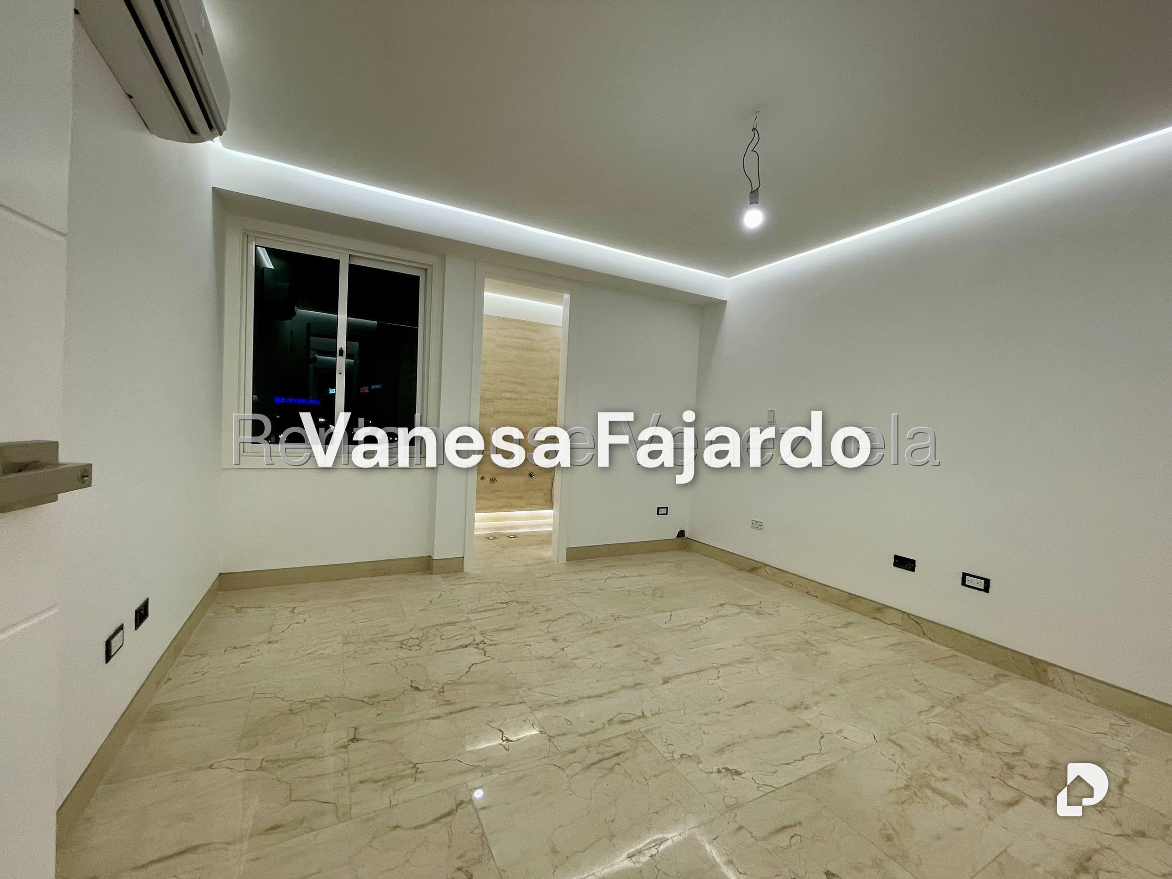 Apartamento en El Rosal, Caracas – 20